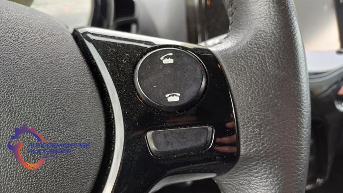 Citroen C1 1.2 PureTech 82 12V Sloopvoertuig (2015, Grijs)