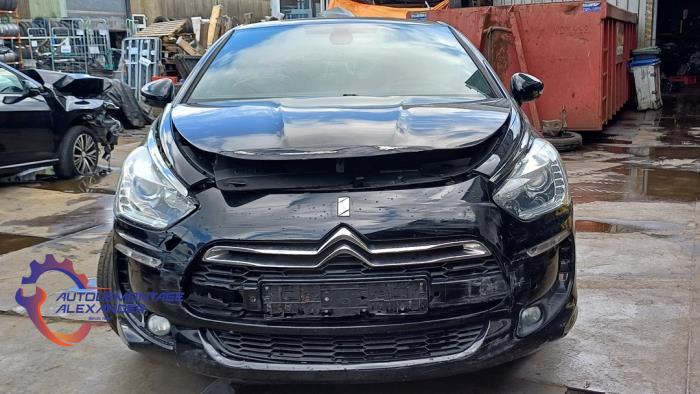 Citroen DS 5 2.0 BlueHDi 180 16V Sloopvoertuig (2015, Metallic, Zwart)