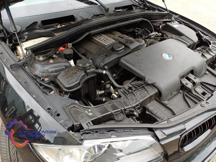 BMW 1 serie 116i 1.6 16V Sloopvoertuig (2009, Zwart)