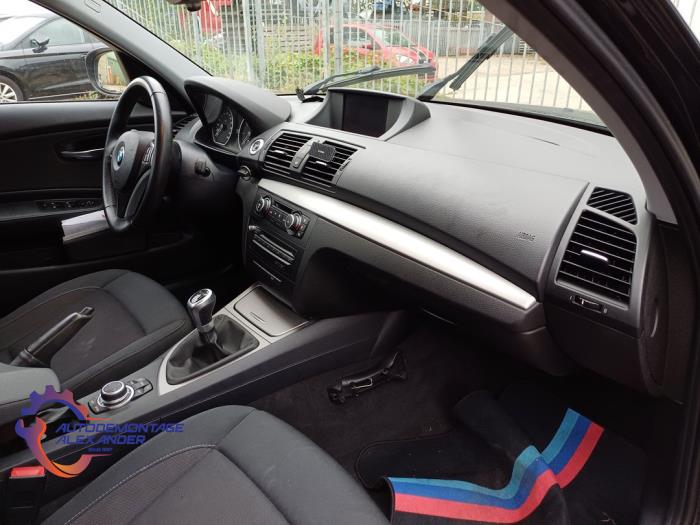 BMW 1 serie 116i 1.6 16V Sloopvoertuig (2009, Zwart)