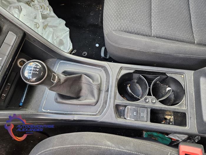 Volkswagen Touran 1.6 TDI SCR BlueMotion Technology Sloopvoertuig (2017, Grijs)