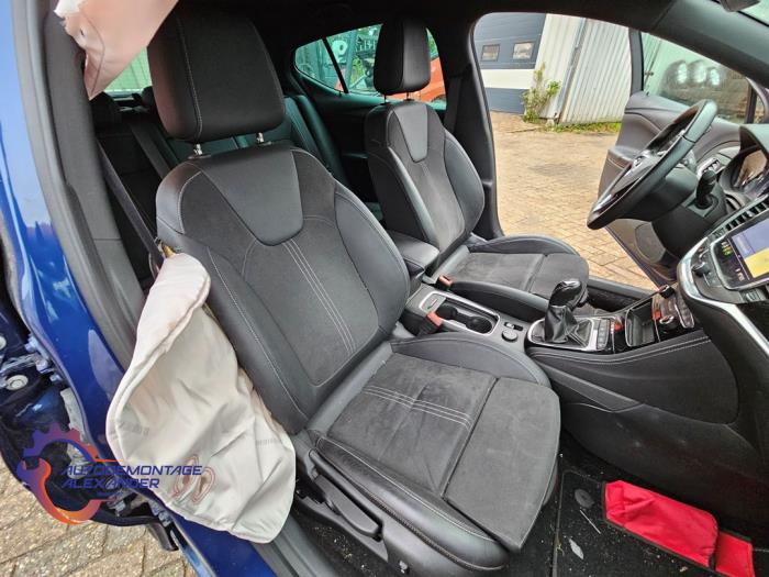 Opel Astra K 1.2 Turbo 12V Sloopvoertuig (2020, Blauw)