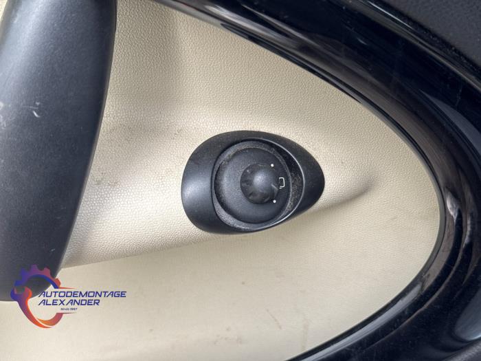 Mini Countryman 1.6 Cooper D Sloopvoertuig (2011, Groen)
