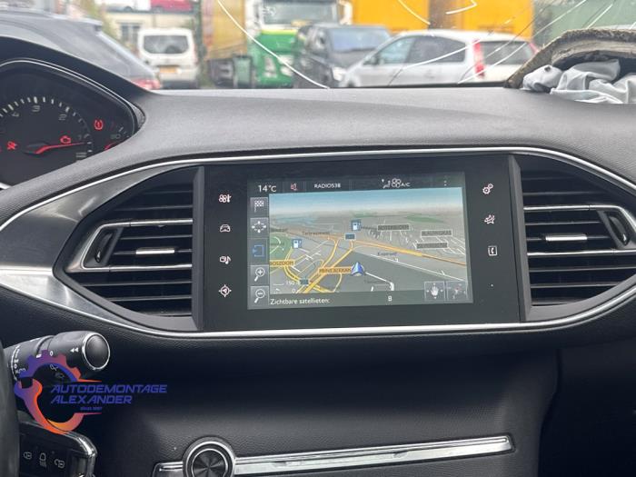 Peugeot 308 SW 1.6 BlueHDi 120 Sloopvoertuig (2015, Blauw)