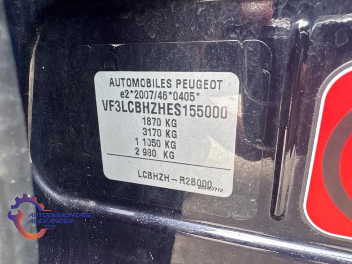 Peugeot 308 SW 1.6 BlueHDi 120 Sloopvoertuig (2015, Blauw)