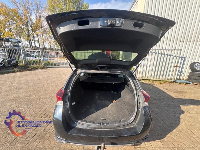 Toyota Auris Touring Sports 1.8 16V Hybrid Sloopvoertuig (2015, Grijs)