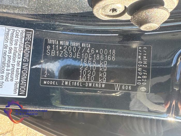 Toyota Auris Touring Sports 1.8 16V Hybrid Sloopvoertuig (2015, Grijs)