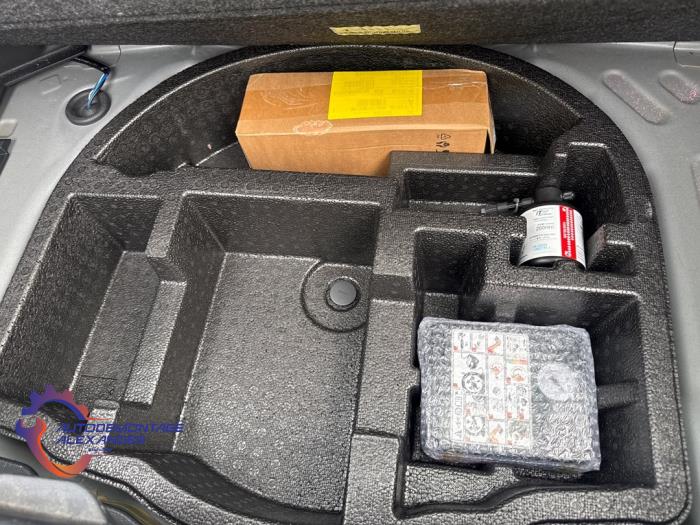 Mazda 2 Hybrid 1.5 12V Sloopvoertuig (2025)