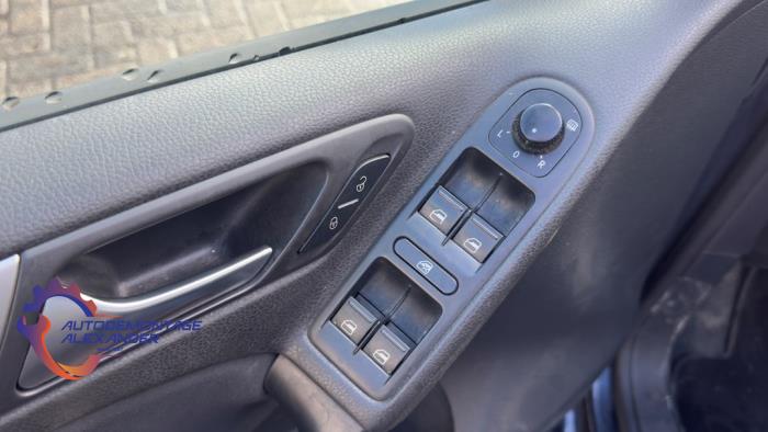 Volkswagen Golf VI 1.6 TDI 16V Sloopvoertuig (2010, Blauw)