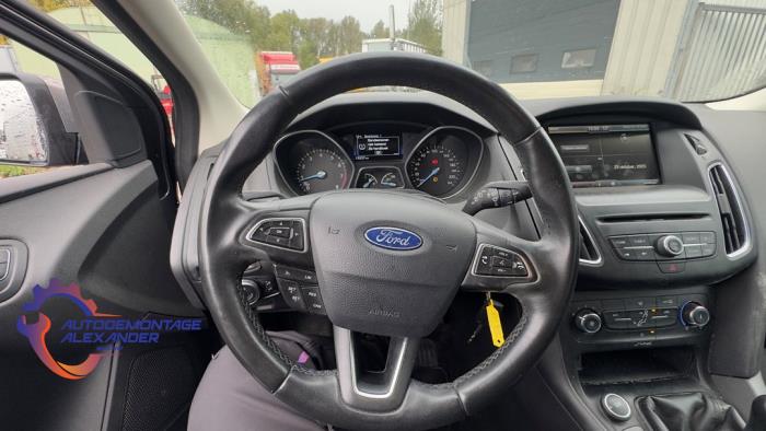 Ford Focus 3 1.0 Ti-VCT EcoBoost 12V 100 Sloopvoertuig (2015, Grijs)