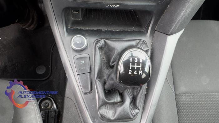 Ford Focus 3 1.0 Ti-VCT EcoBoost 12V 100 Sloopvoertuig (2015, Grijs)