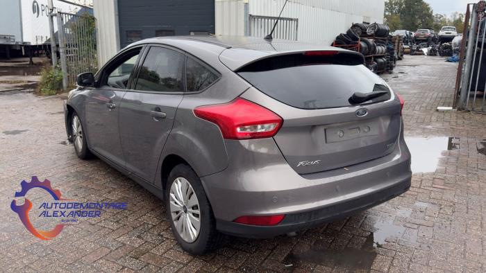 Ford Focus 3 1.0 Ti-VCT EcoBoost 12V 100 Sloopvoertuig (2015, Grijs)