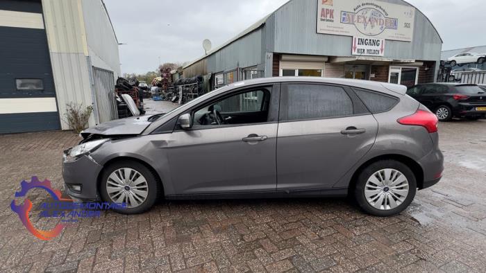 Ford Focus 3 1.0 Ti-VCT EcoBoost 12V 100 Sloopvoertuig (2015, Grijs)