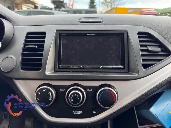 Kia Picanto 1.0 12V Sloopvoertuig (2012, Grijs)