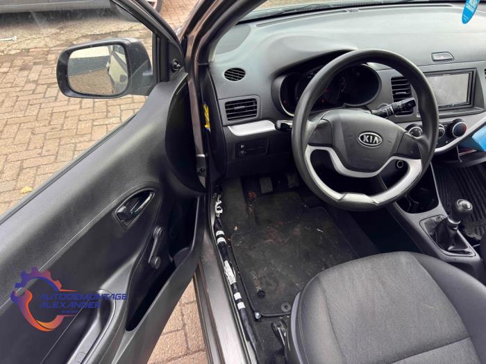 Kia Picanto 1.0 12V Sloopvoertuig (2012, Grijs)