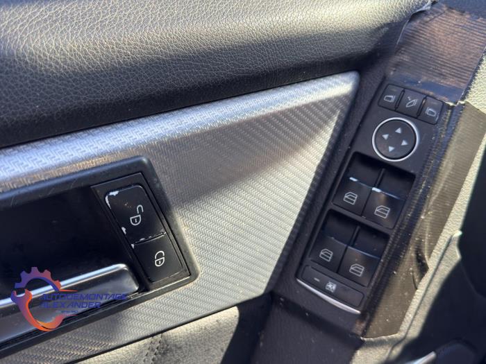 Mercedes GLK 2.2 220 CDI 16V BlueEff.,BlueTEC 4-Matic Sloopvoertuig (2012, Zwart)