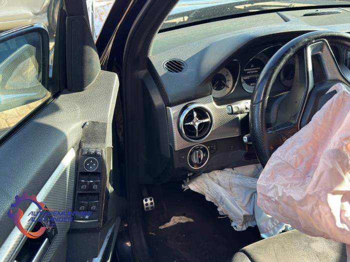 Mercedes GLK 2.2 220 CDI 16V BlueEff.,BlueTEC 4-Matic Sloopvoertuig (2012, Zwart)