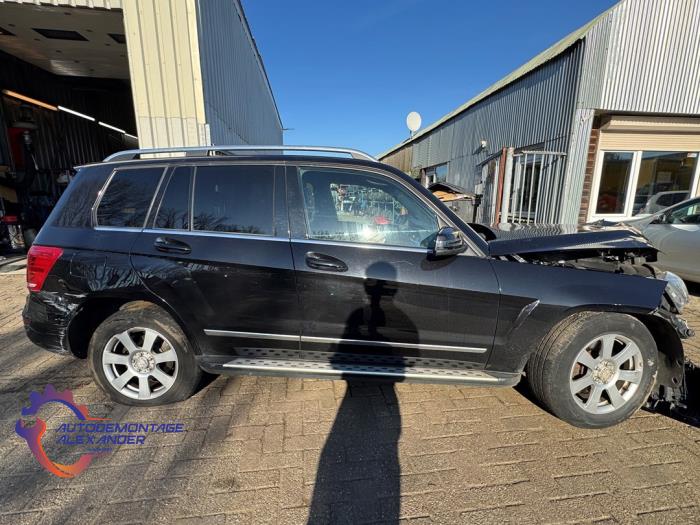 Mercedes GLK 2.2 220 CDI 16V BlueEff.,BlueTEC 4-Matic Sloopvoertuig (2012, Zwart)