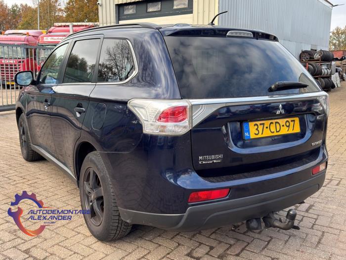 Mitsubishi Outlander 2.2 DI-D 16V Clear Tec 4x4 Sloopvoertuig (2013)