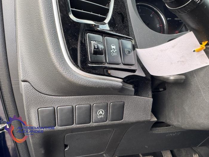 Mitsubishi Outlander 2.2 DI-D 16V Clear Tec 4x4 Sloopvoertuig (2013)