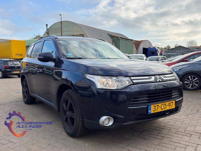 Mitsubishi Outlander 2.2 DI-D 16V Clear Tec 4x4 Sloopvoertuig (2013)