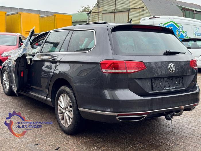 Volkswagen Passat Variant 2.0 TDI 16V 190 4Motion Sloopvoertuig (2019, Zwart)