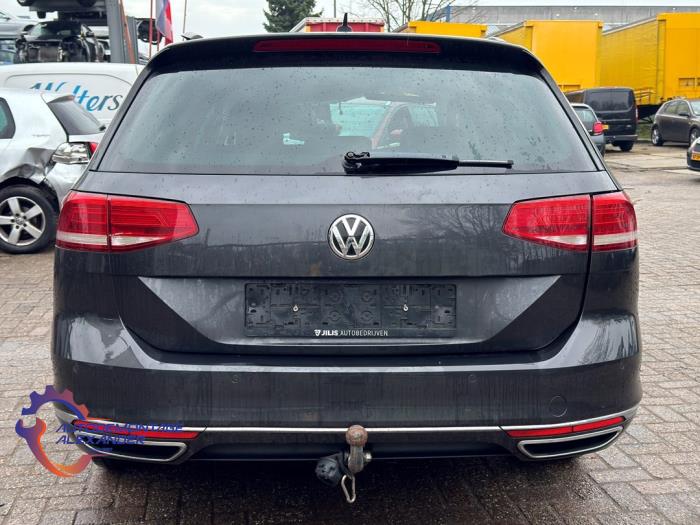Volkswagen Passat Variant 2.0 TDI 16V 190 4Motion Sloopvoertuig (2019, Zwart)