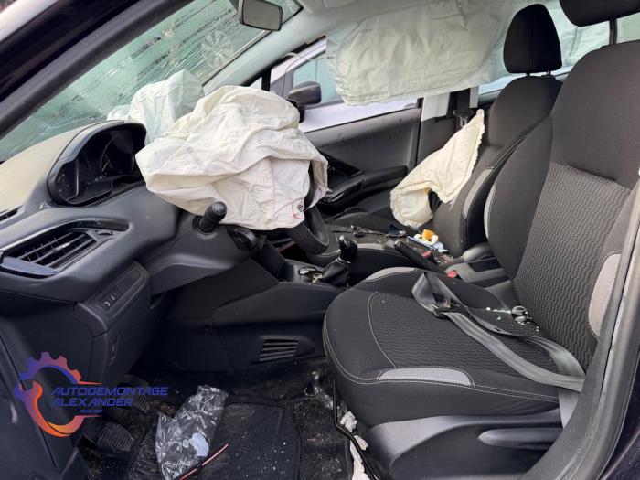 Peugeot 208 I 1.2 Vti 12V PureTech 82 Sloopvoertuig (2016, Paars)