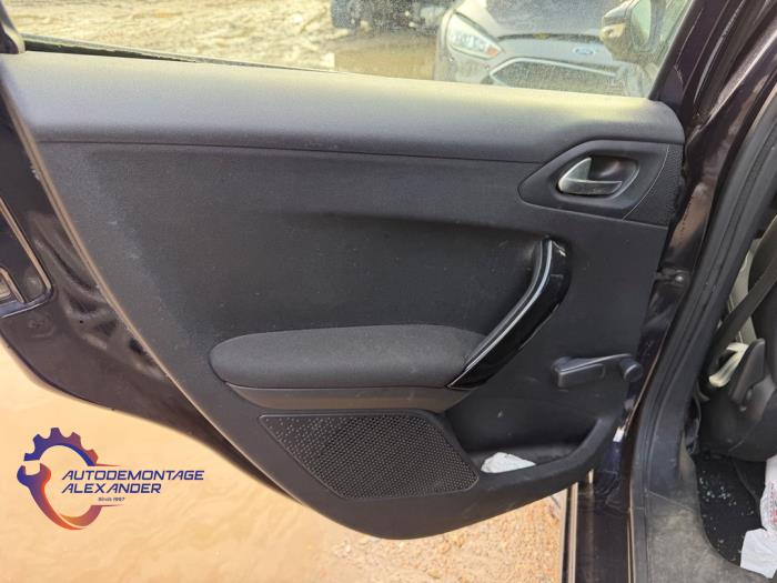 Peugeot 208 I 1.2 Vti 12V PureTech 82 Sloopvoertuig (2016, Paars)