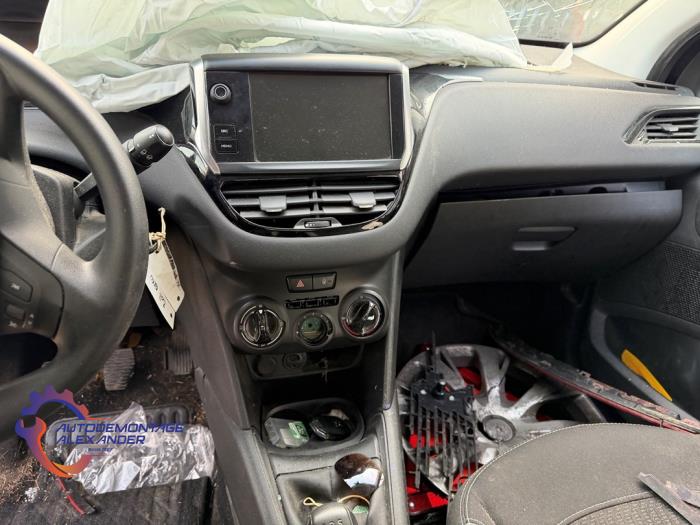 Peugeot 208 I 1.2 Vti 12V PureTech 82 Sloopvoertuig (2016, Paars)