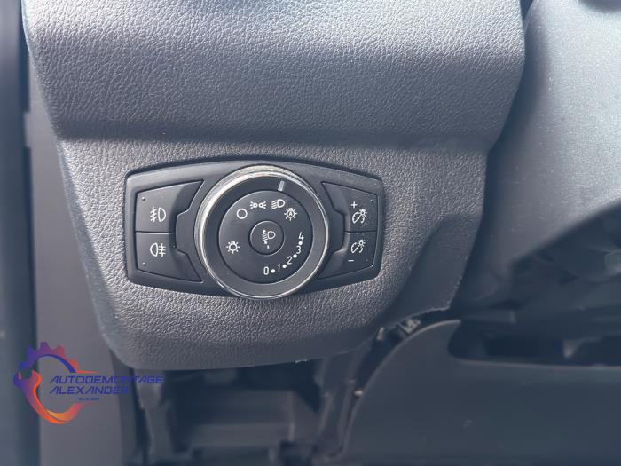 Ford Transit Courier 1.5 TDCi 75 Sloopvoertuig (2015, Blauw)