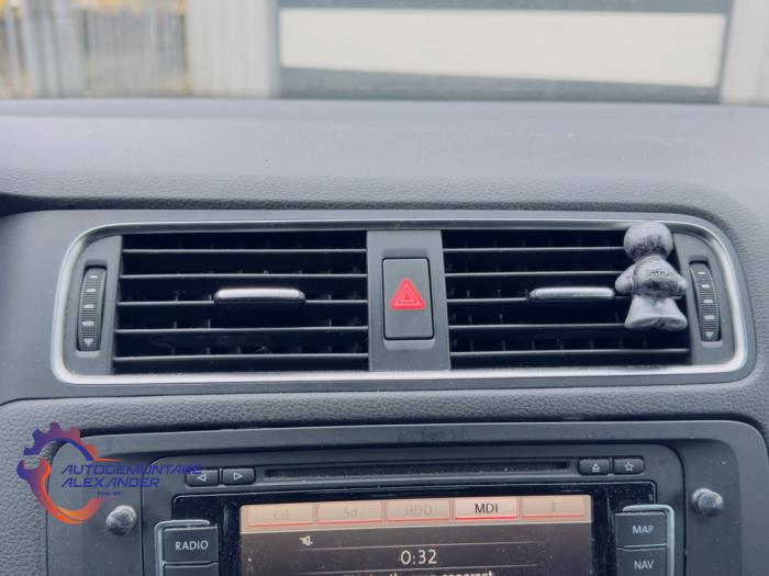 Volkswagen Jetta IV 1.4 TSI Hybrid 16V Sloopvoertuig (2013, Grijs)