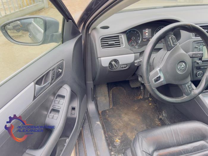 Volkswagen Jetta IV 1.4 TSI Hybrid 16V Sloopvoertuig (2013, Grijs)