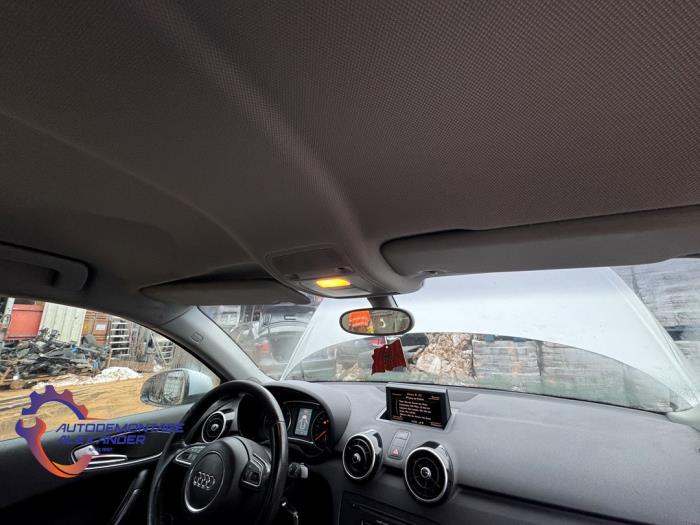 Audi A1 1.6 TDI 16V Sloopvoertuig (2011, Grijs)