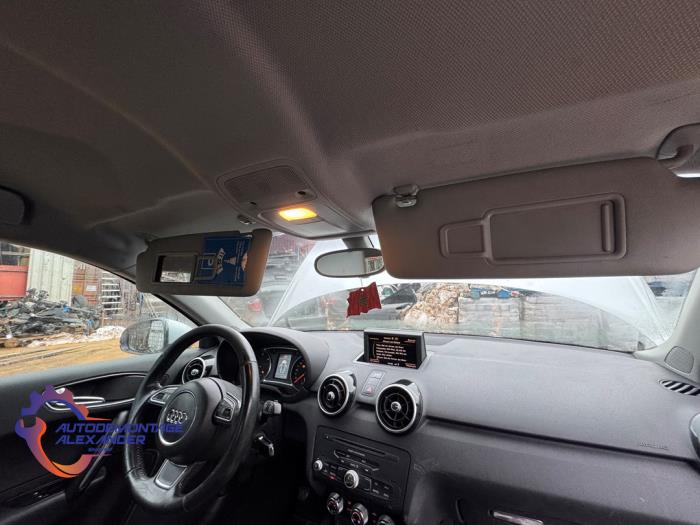 Audi A1 1.6 TDI 16V Sloopvoertuig (2011, Grijs)