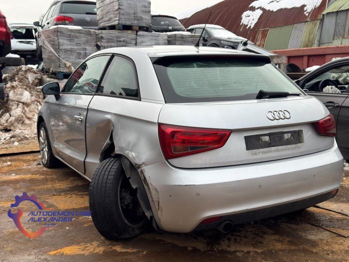 Audi A1 1.6 TDI 16V Sloopvoertuig (2011, Grijs)