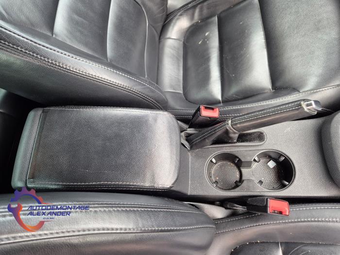 Volkswagen Jetta IV 1.4 TSI Hybrid 16V Sloopvoertuig (2013, Blauw)