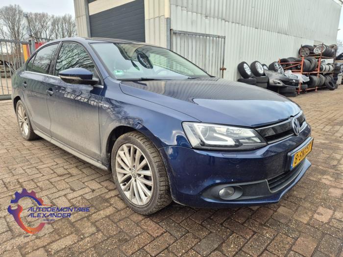 Volkswagen Jetta IV 1.4 TSI Hybrid 16V Sloopvoertuig (2013, Blauw)