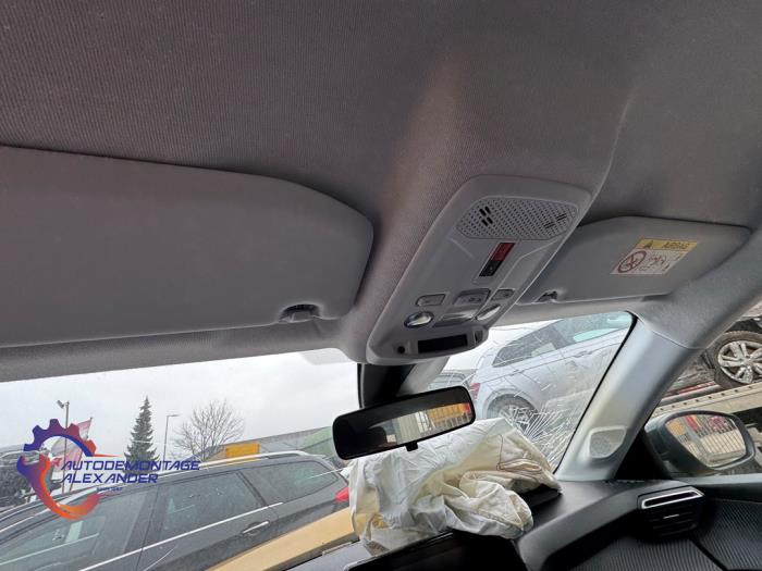 Peugeot 208 II 1.2 Vti 12V PureTech 75 Sloopvoertuig (2022, Geel)