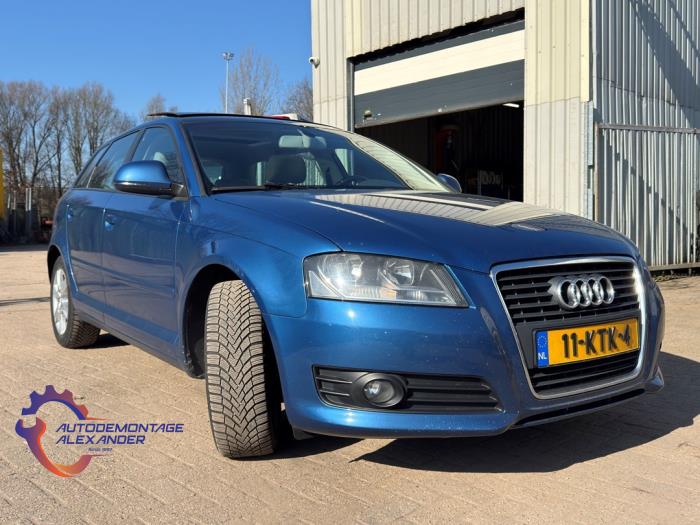 Audi A3 Sportback 2.0 TDI 16V Sloopvoertuig (2009, Blauw)
