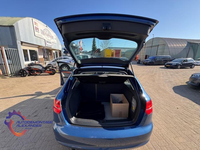 Audi A3 Sportback 2.0 TDI 16V Sloopvoertuig (2009, Blauw)