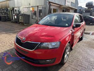 Skoda Rapid Spaceback 1.6 TDI Greenline Sloopvoertuig (2014, Rood)