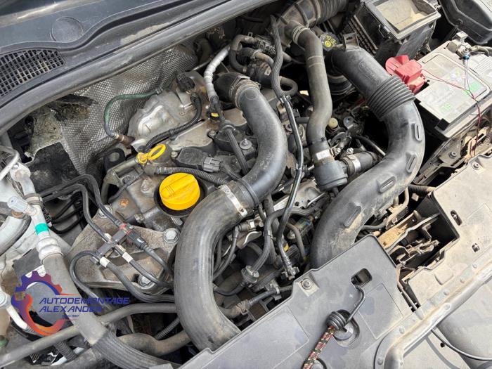 Renault Clio IV 0.9 Energy TCE 90 12V Sloopvoertuig (2017, Wit)