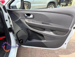 Renault Clio IV 0.9 Energy TCE 90 12V Sloopvoertuig (2017, Wit)
