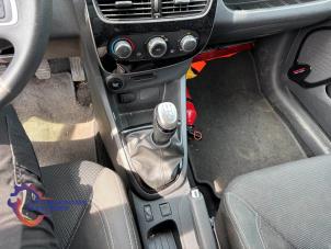 Renault Clio IV 0.9 Energy TCE 90 12V Sloopvoertuig (2017, Wit)