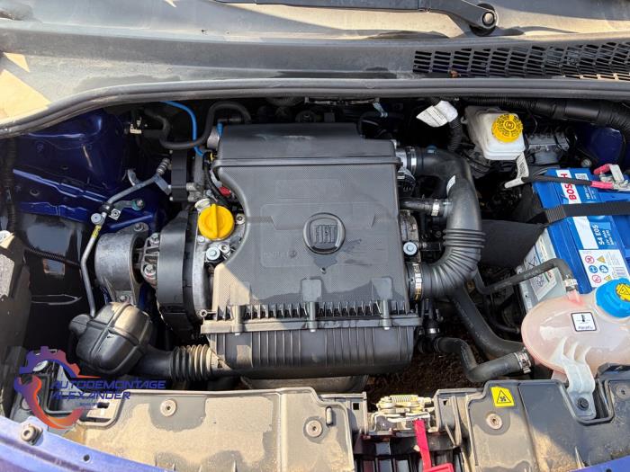 Fiat 500L 1.4 16V Sloopvoertuig (2018, Blauw)