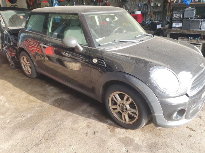 Mini Mini 1.6 16V One Sloopvoertuig (2012)