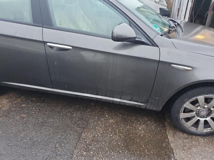 Alfa Romeo 159 1.9 JTS 16V Sloopvoertuig (2007, Grijs)