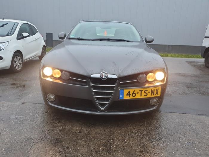 Alfa Romeo 159 1.9 JTS 16V Sloopvoertuig (2007, Grijs)