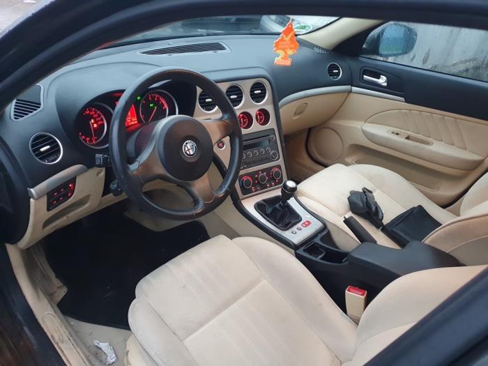 Alfa Romeo 159 1.9 JTS 16V Sloopvoertuig (2007, Grijs)